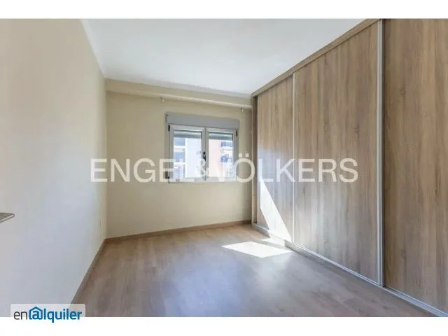 3 magamistoaga korter asukohas Valencia