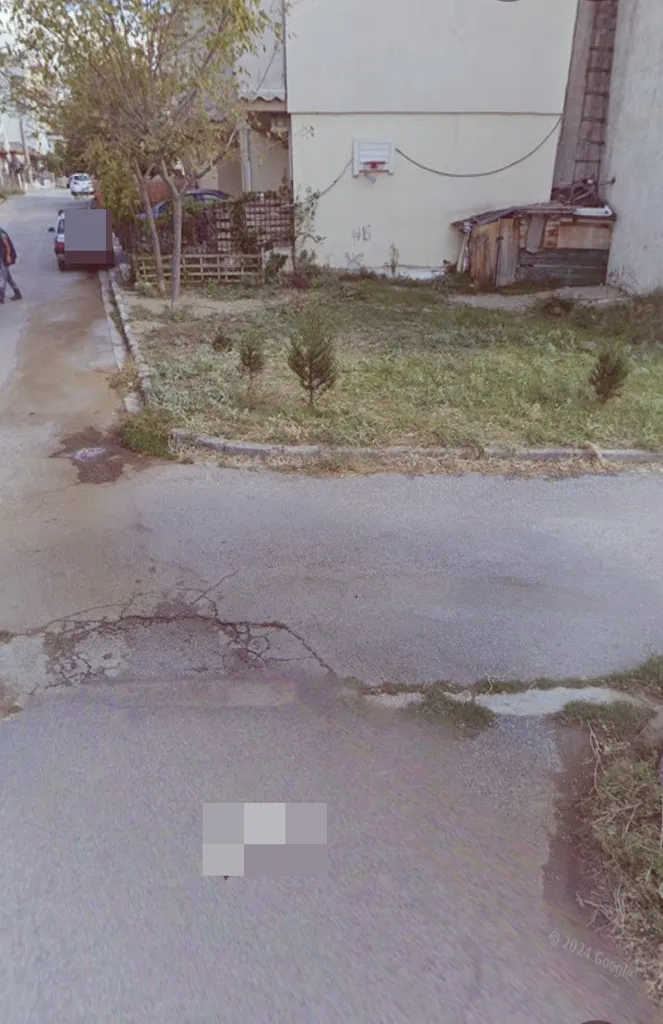Extérieur - Buildable Plot with Corner Location in Kordelio