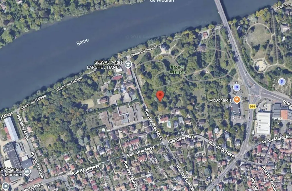 Õhuvaade - Buildable Plot with Access in Les Mureaux