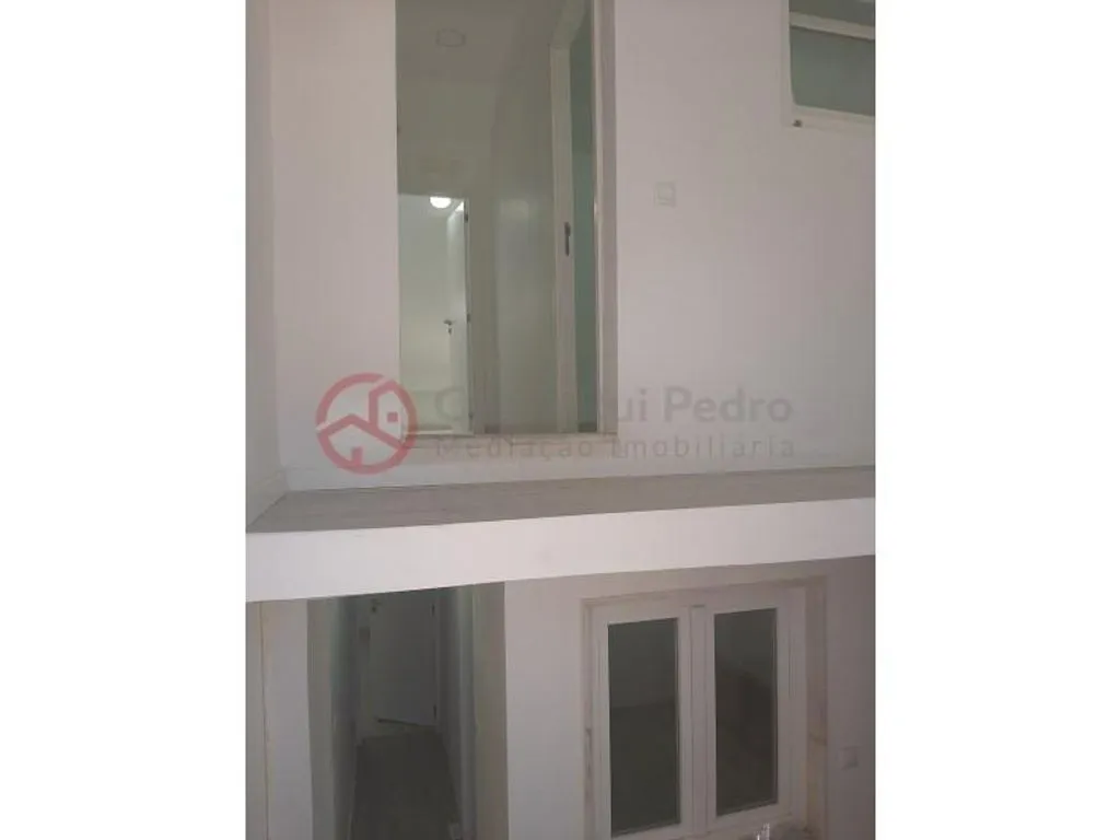 Esik - Refurbished House with Patio in Casalinho da Ajuda