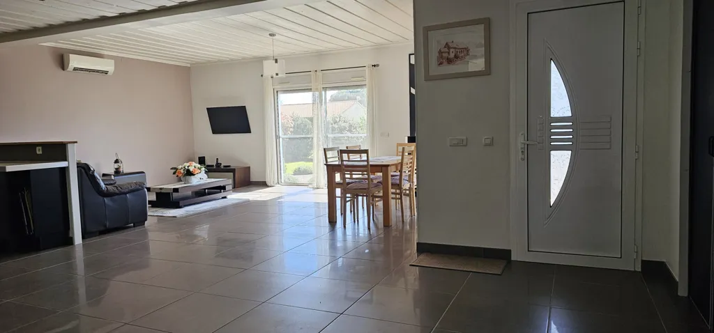 Söögituba - House with Pool near Golf in Marmande