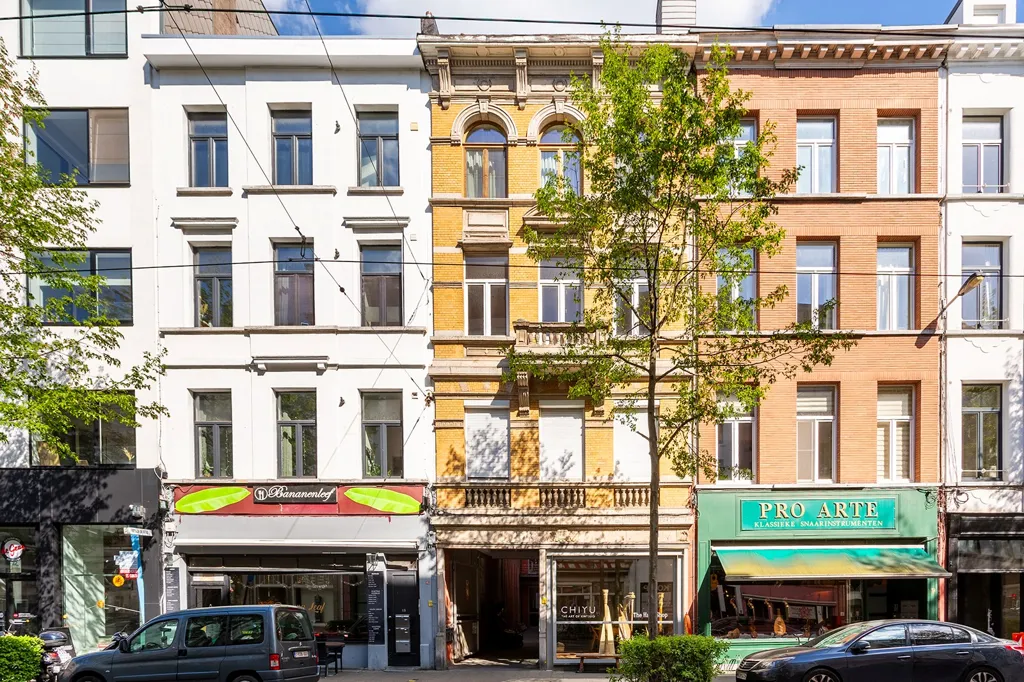 Extérieur - Penthouse Rénové avec Terrasse dans le Zuid d'Anvers