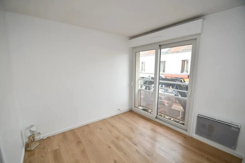 Pièces - Appartement F2 avec Balcon à Livry-Gargan