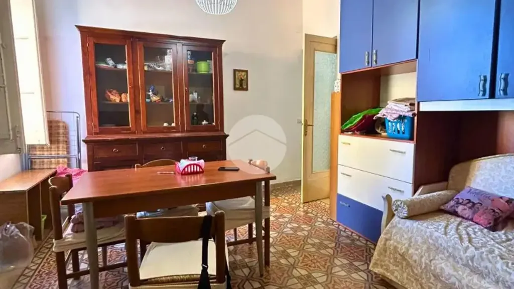 Söögituba - Bright Bilocale with Garden View in Palermo