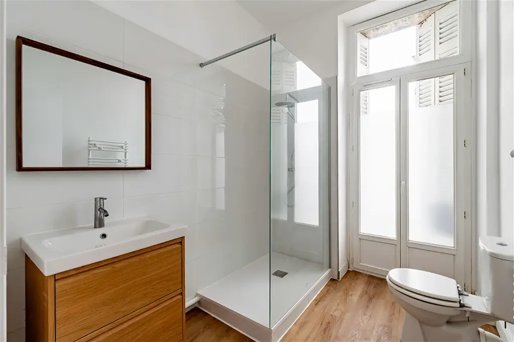 Vannitoad - Charming 3-Bed Flat in Bordeaux