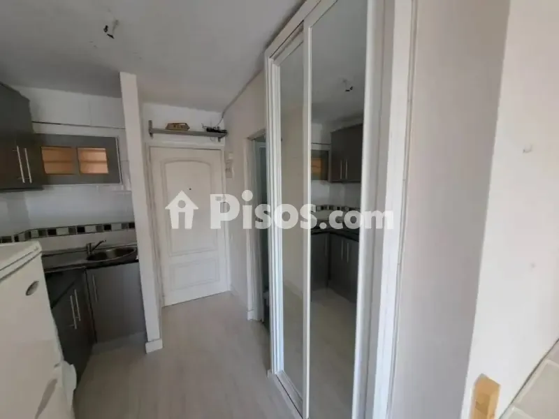 Cuisine - Studio with Terrace in Parque de La Paloma