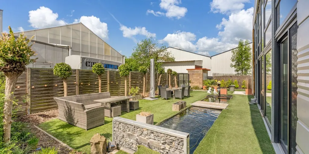 Jardin - Bâtiment Commercial avec Jardin près de Hasselt