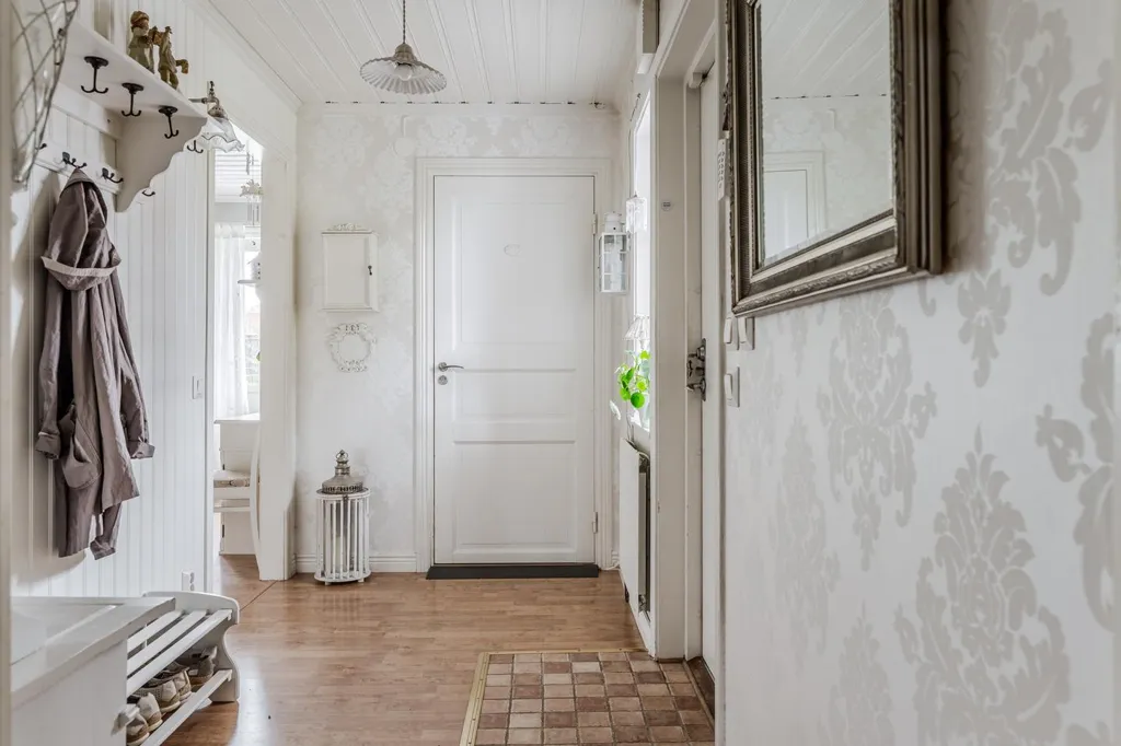 Entrée - Planned Villa on Gysingegatan, Borlänge