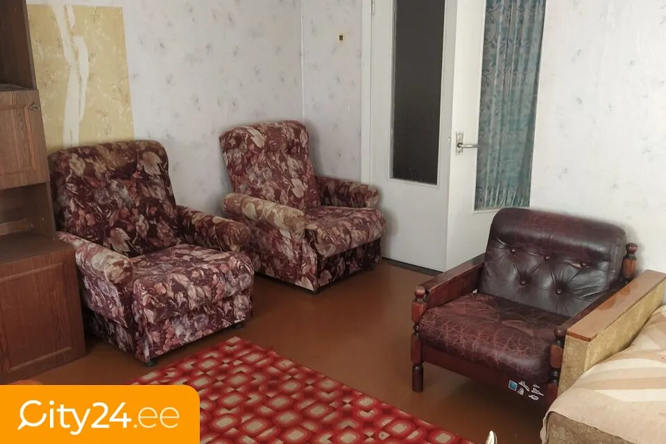Séjour - Flat with Garden Access in Saduküla