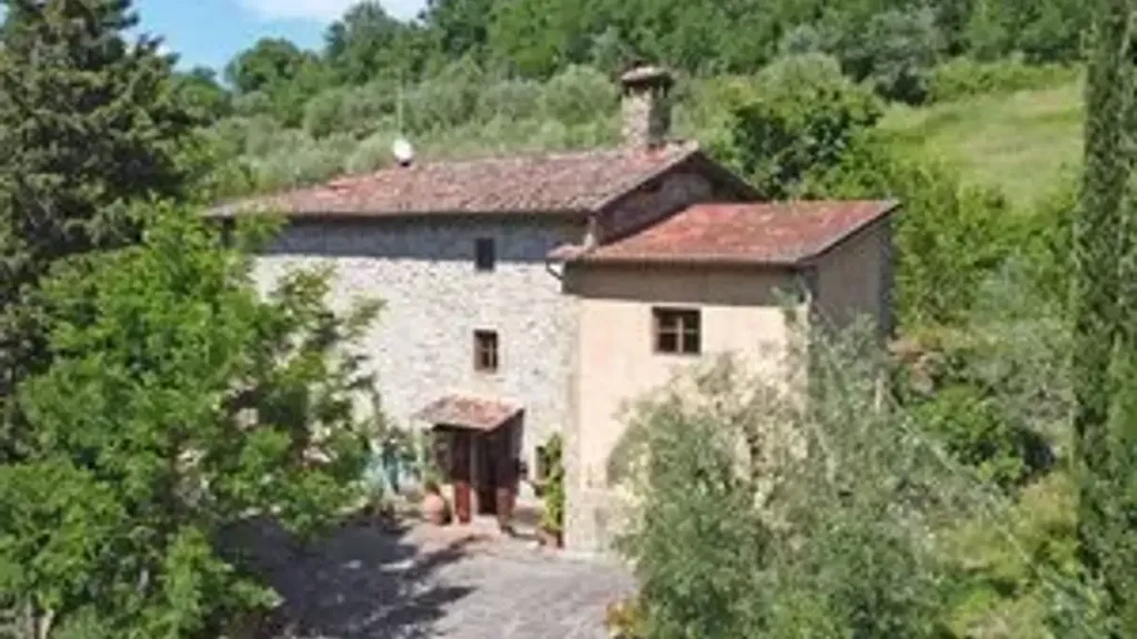 10-room house in IT