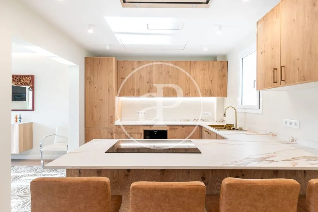 Cuisine - Luxury Flat with Balcony on Consell de Cent, Barcelona