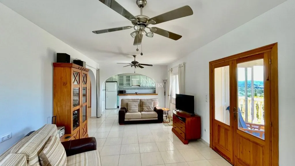 Séjour - Luxury Villa with Mountain Views in Jalón