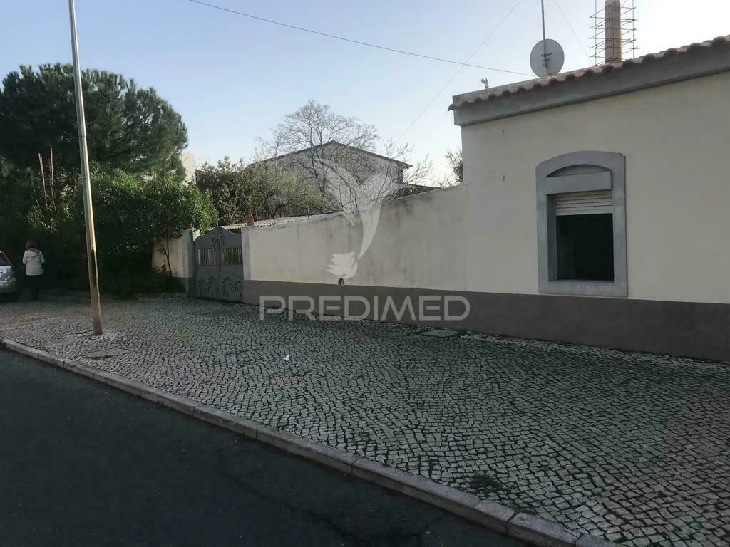 Välivaade - Buildable Plot with Ruin in Loulé