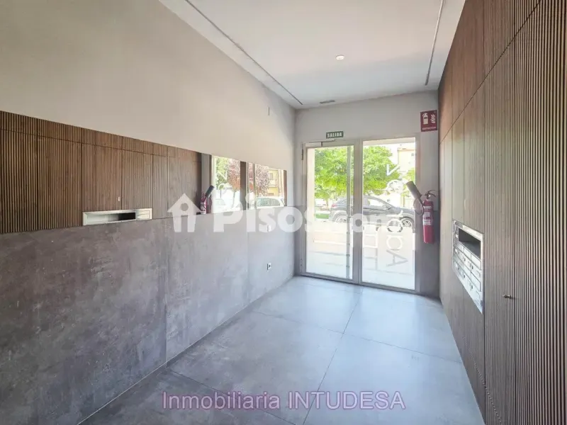 Esik - Flat for Renovation with Patio in Tudela