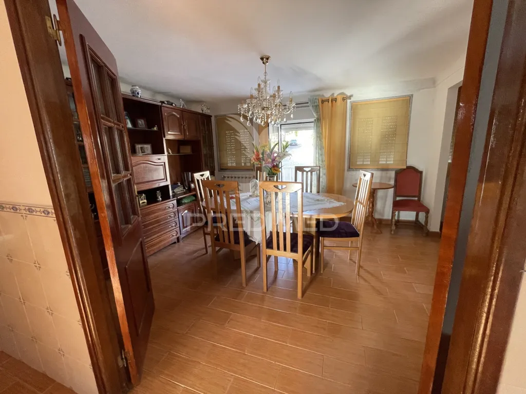 Söögituba - Renovated House with Terrace in Carvalhal