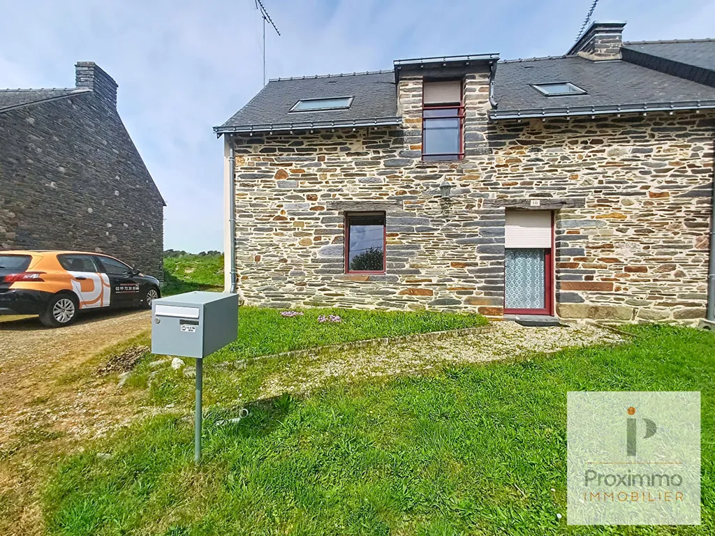 Extérieur - Maison avec Garage et Jardin à Carentoir