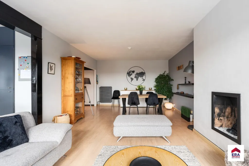 Modern Apartment with Basilica View in Ganshoren