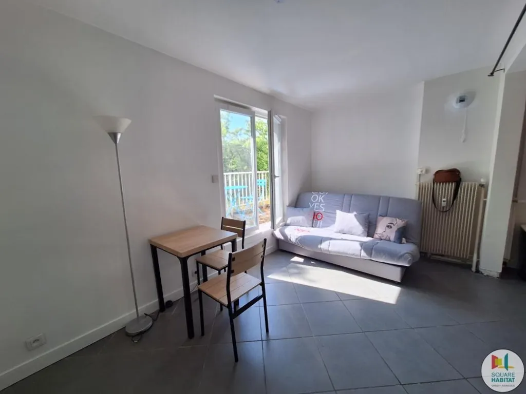 Elutuba - Studio with Terrace in Chamalières