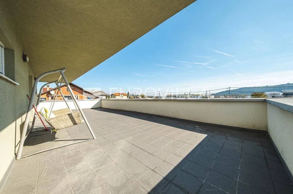 Terrass - Modern Villa with Office in Samobor Centre