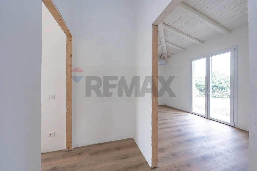Pièces - Contemporary Villa with Private Pool in Rosolina