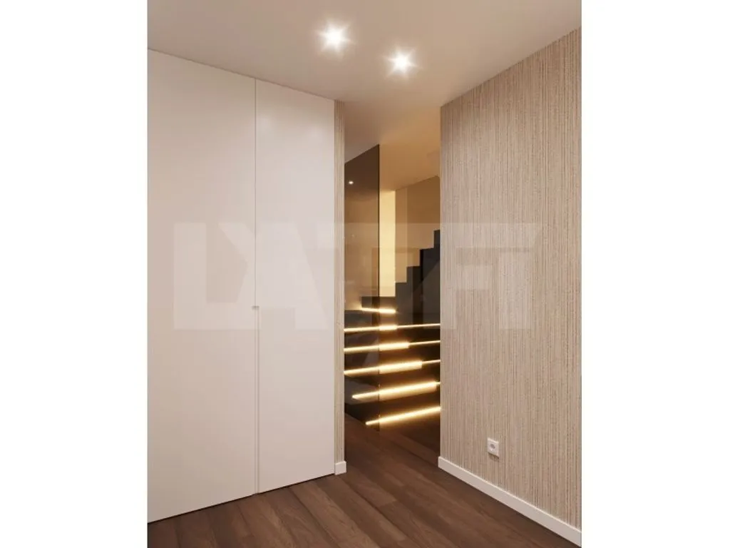 Esik - Luxury Flat with Terraces in Vale de Flores, Almada