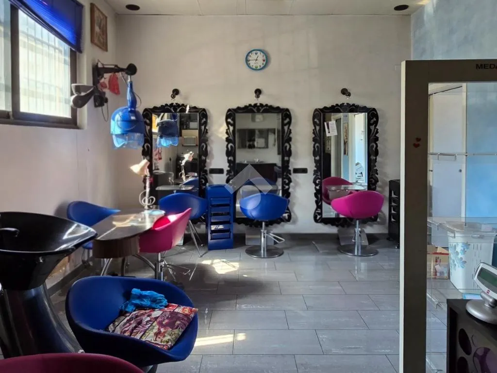 Toad - Commercial Unit with High Footfall in Cinisello Balsamo