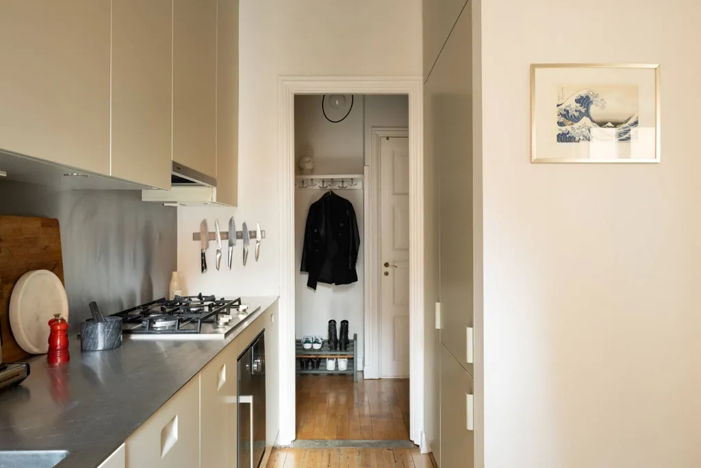 Cuisine - Parisian-Style Flat with Balcony in Vasastan