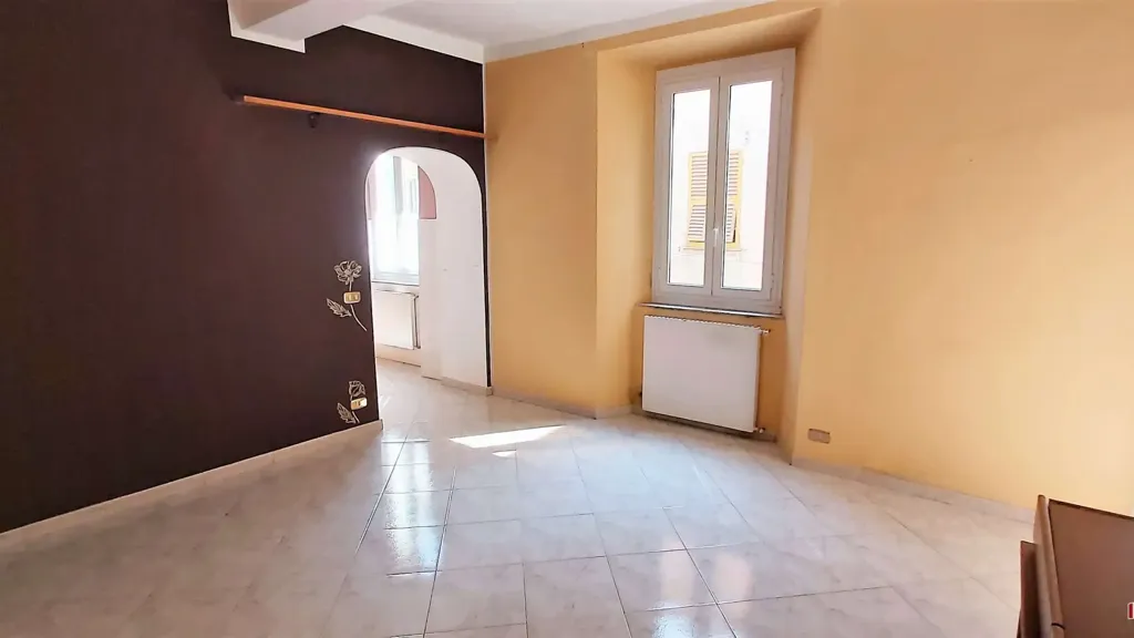 Toad - Spacious Apartment with Central Location in Campomorone