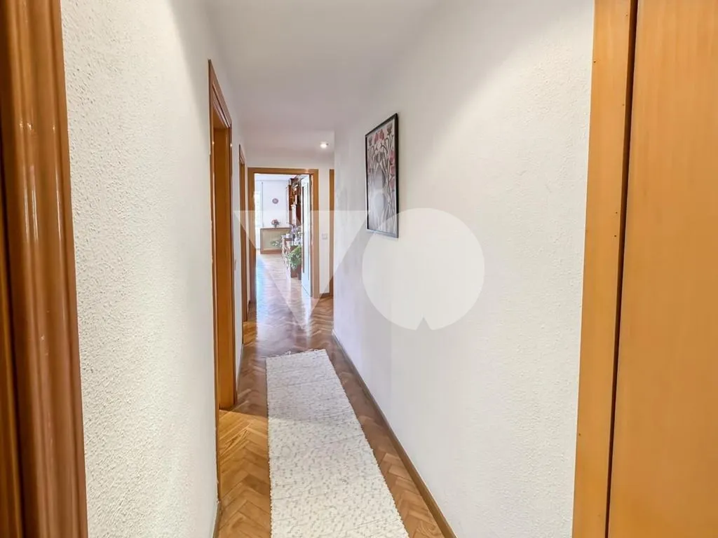 Entrée - Luxury Apartment with Pool in Las Rosas, Madrid