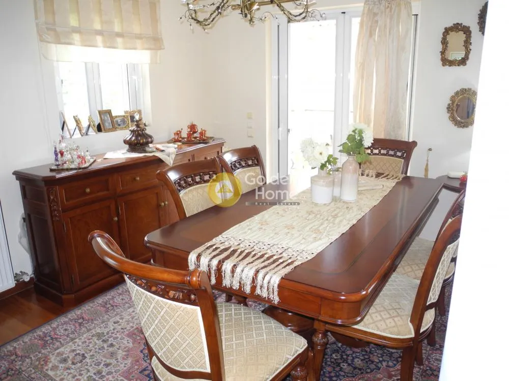 Salle à manger - Maison 3 pièces à GR