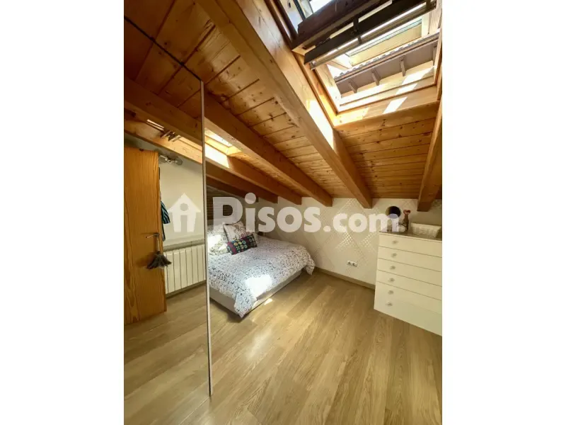 Stanze - Loft with Wood Beams in Logroño