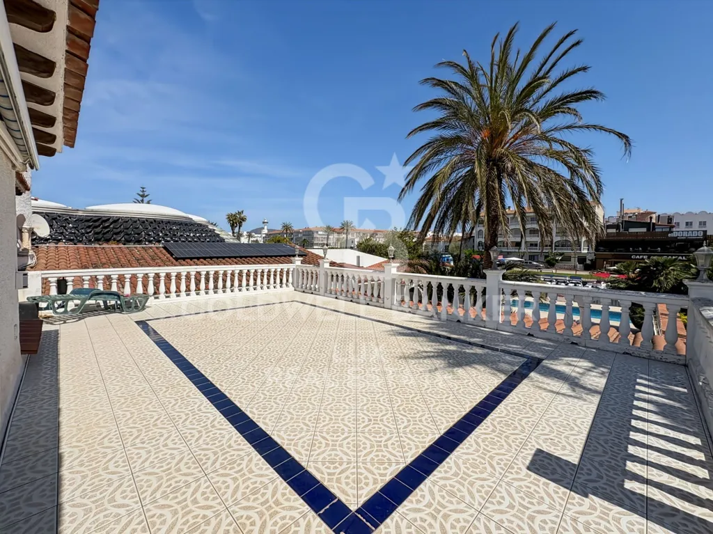 Terrasse - Villa with Mooring in Empuriabrava