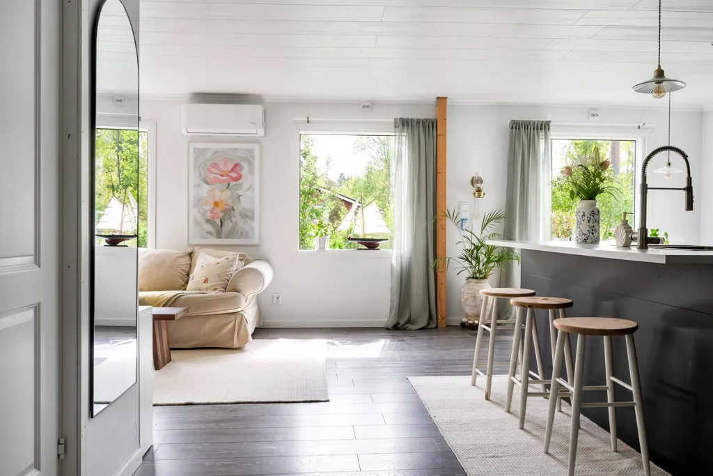Cuisine - Villa with Garden in Järlåsa