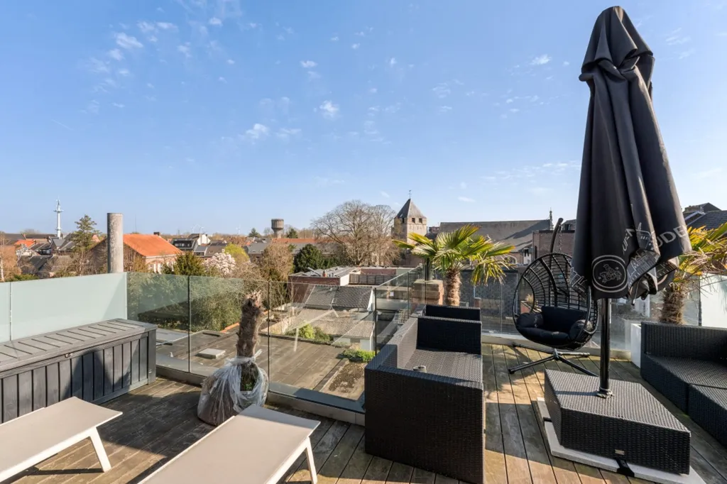 Terrasse - Appartement Rénové avec Terrasses au Centre de Dendermonde