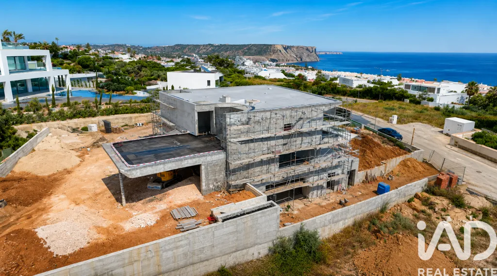 Välivaade - Contemporary Villa with Sea Views in Luz