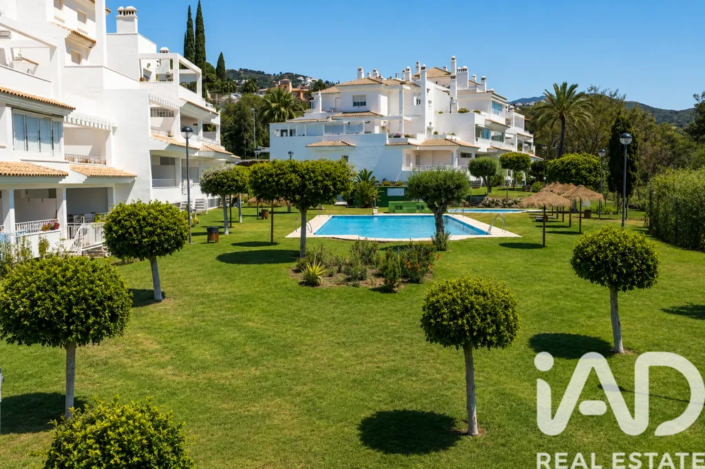 Jardin - 2-Bed Apartment with South Terrace in Río Real Golf, Marbella