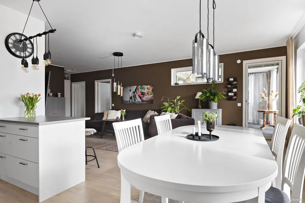 Dining Room - Modern Apartment with Balconies in Örebro