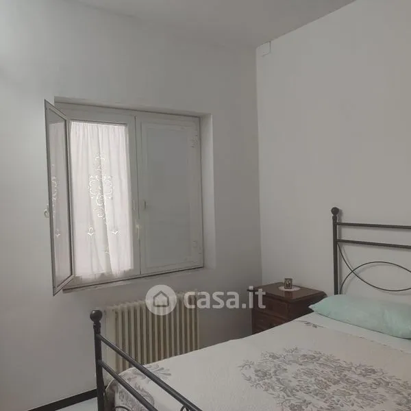 Chambres - Three-Bedroom Apartment with Private Courtyard in Bari