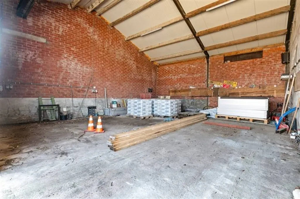 garage