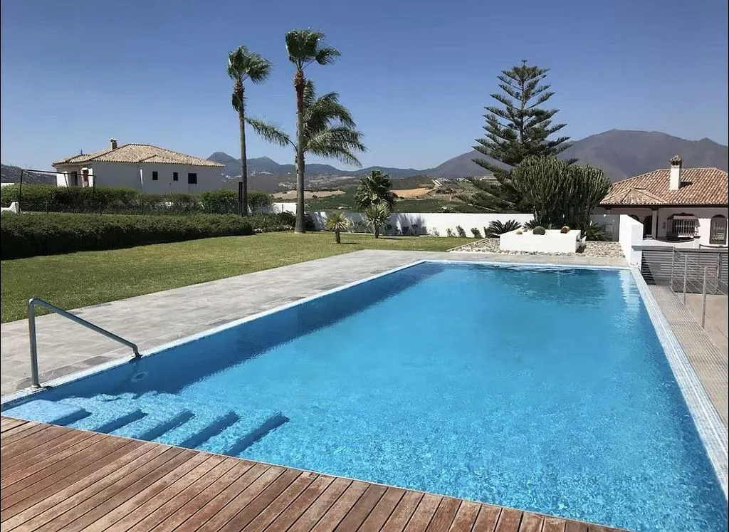 pool_area