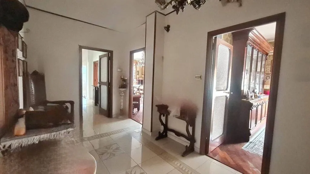 Esik - Luxury Penthouse with Triple Exposure in Naples