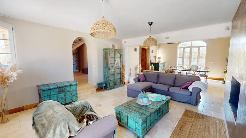 Living Room - 10-Piece House with Independent Section in Marles-en-Brie