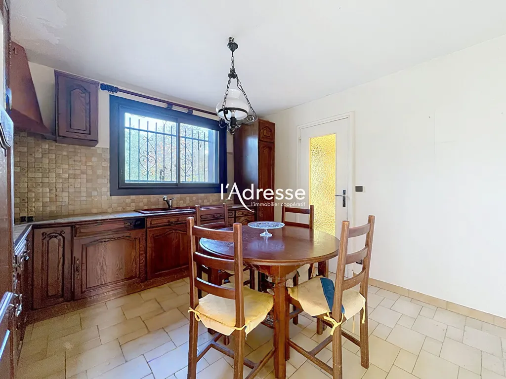 Köök - Renovatable House with Large Garden in Cugnaux