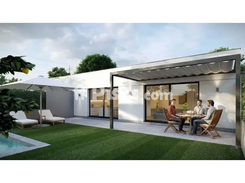 Newly Built Chalet with Pool in Calle Musas