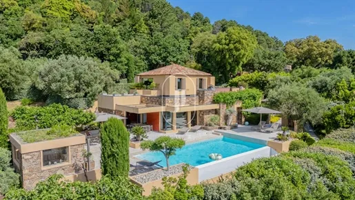 Vista aerea - Provençal Villa with Panoramic View near Saint-Tropez