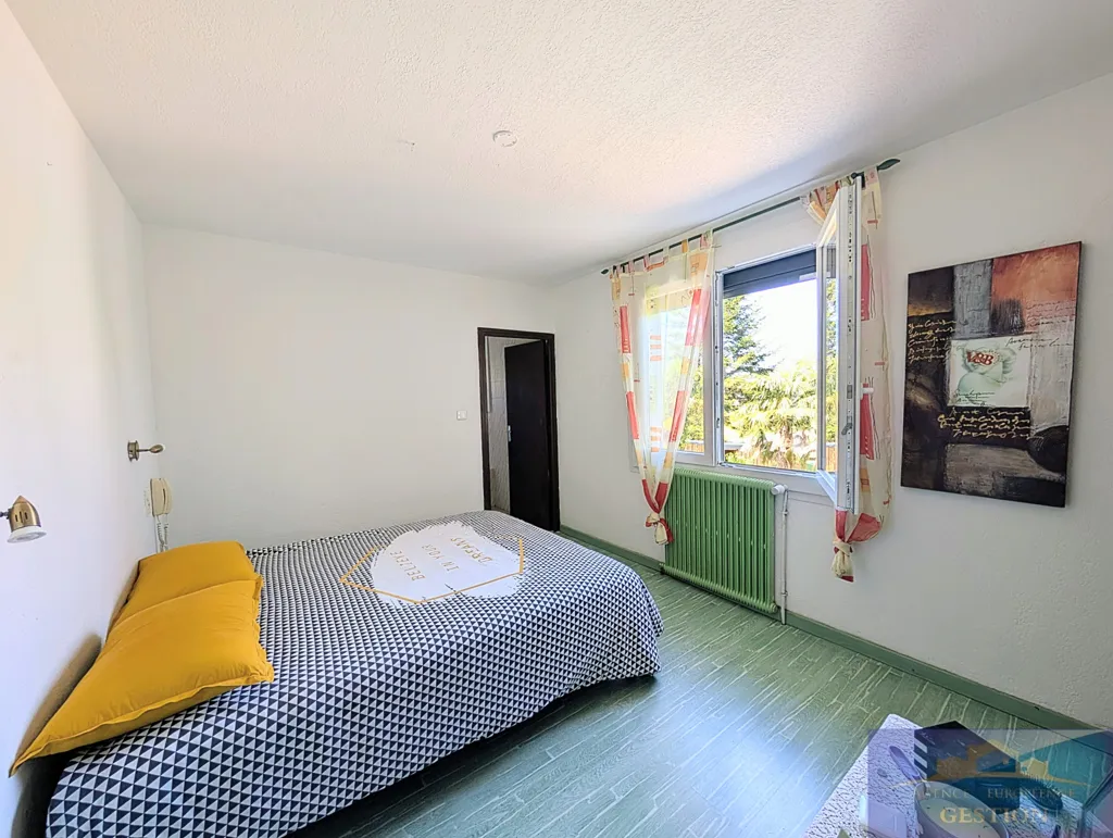 Chambres - Propriété de 13 Pièces avec Piscine à 15 min de Tarbes