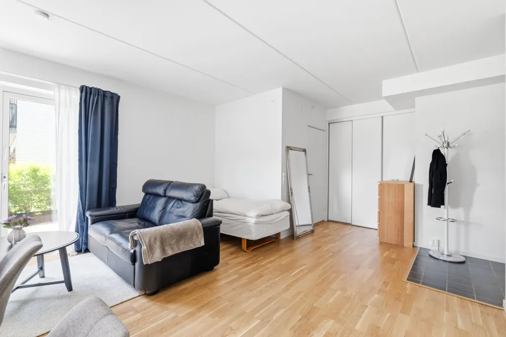 Soggiorno - Modern Studio with Balcony in Jönköping