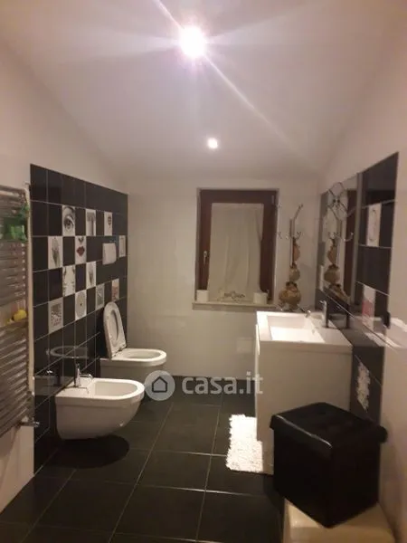 Vannitoad - Independent Villa with Balcony in Summonte Centre