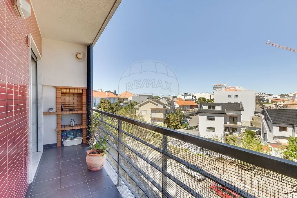 Rõdu - Luxury Flat in Charneca de Caparica