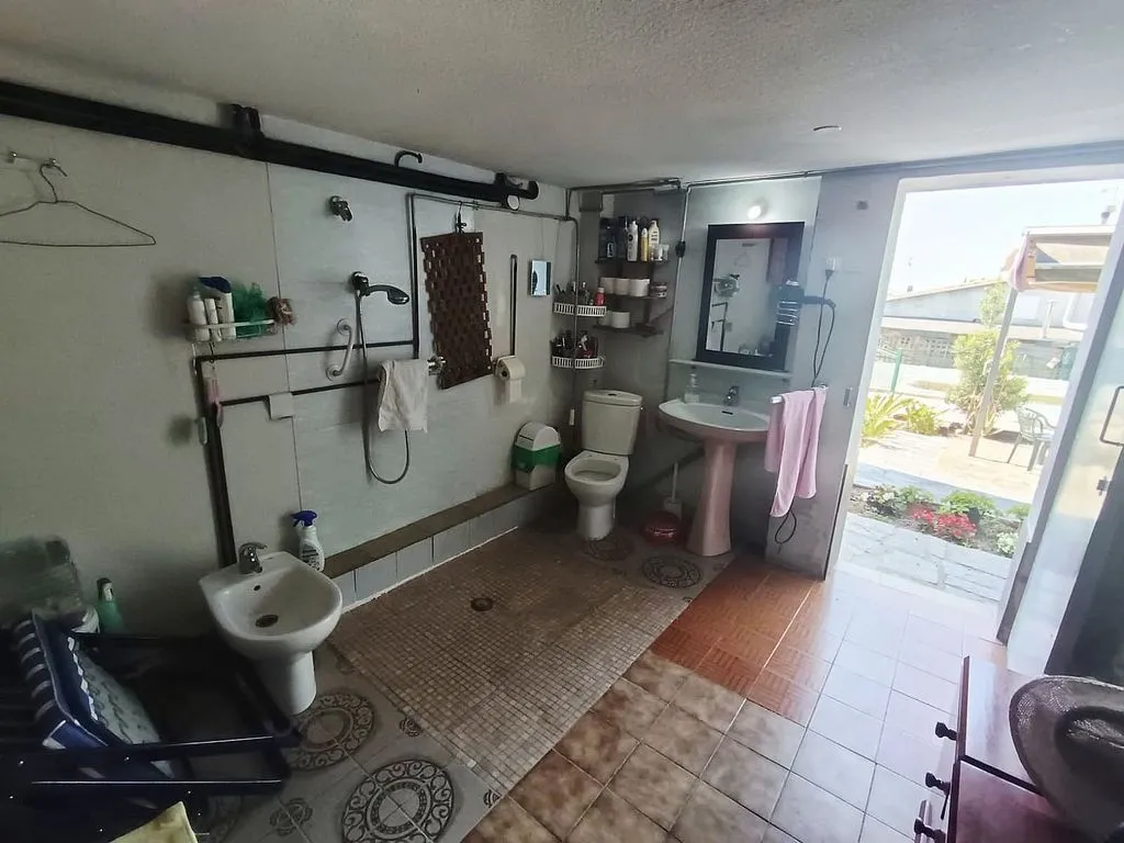 Salles de bain - Chalet with Pool and Terrace in Piera